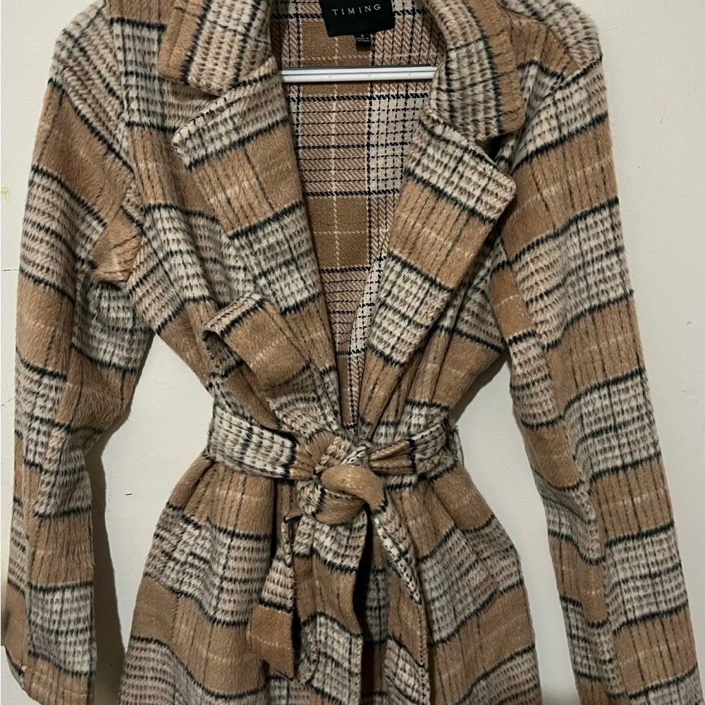 Timing Women's Checkered Tan Teddy Jacket